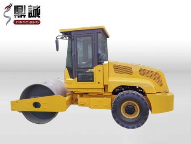 點(diǎn)擊查看詳細(xì)信息<br>標(biāo)題：6噸單鋼輪振動(dòng)壓路機(jī) 閱讀次數(shù)：12930