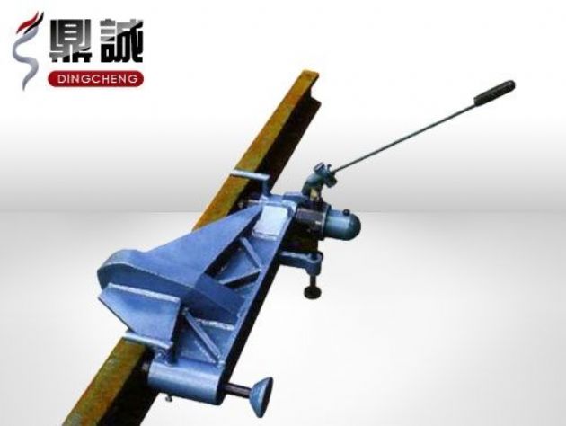 點擊查看詳細信息<br>標題：水平液壓彎軌機 閱讀次數(shù)：4503